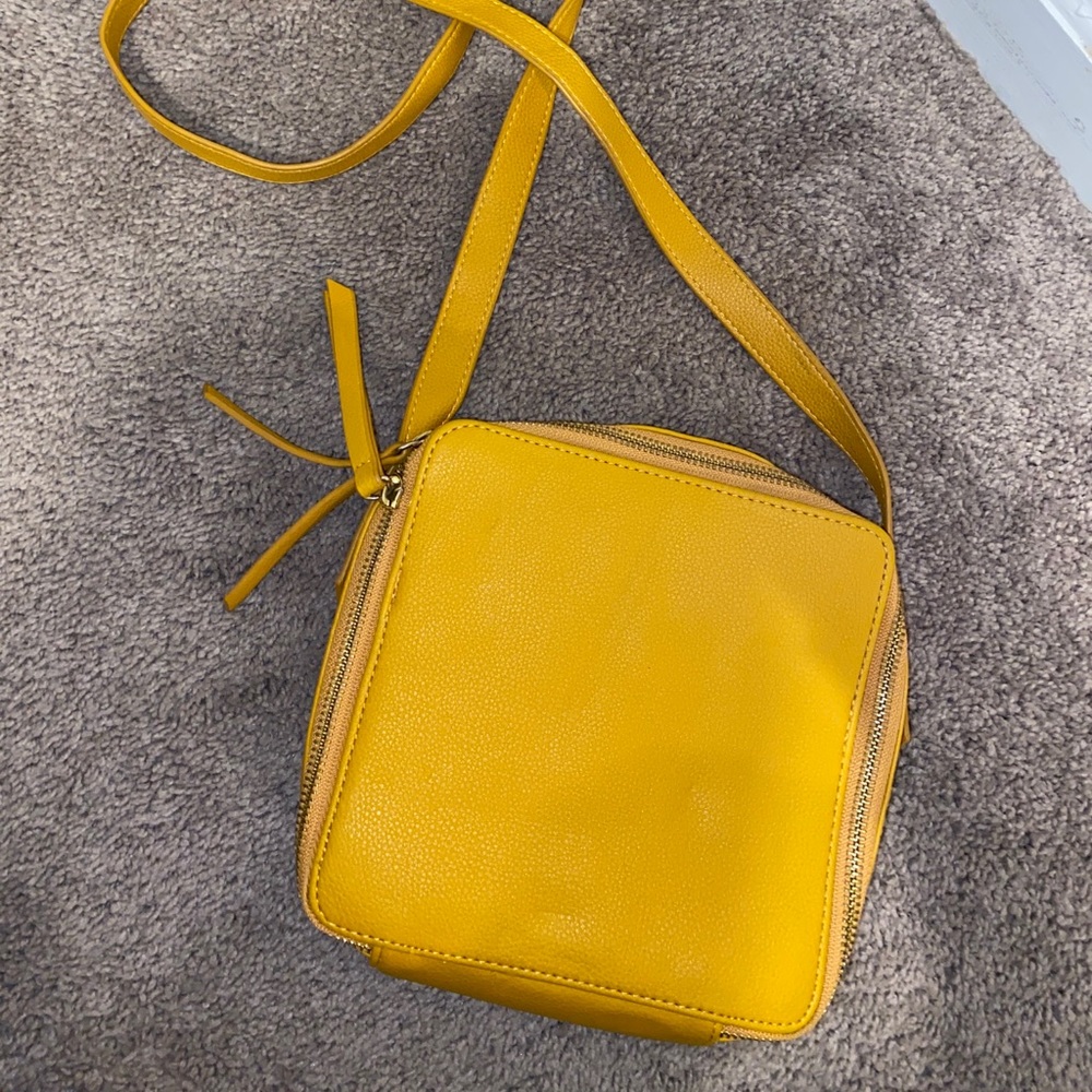 Yellow crossbody bag